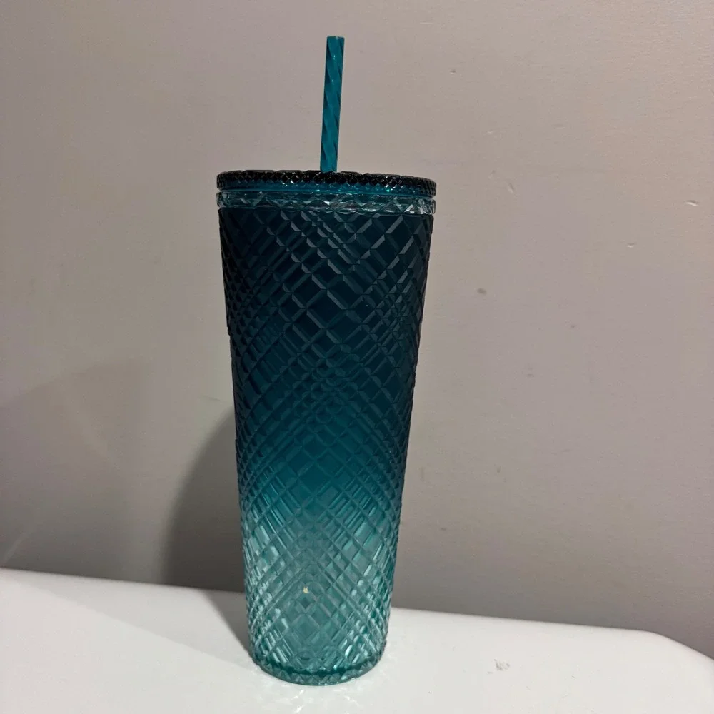 Starbucks Tumbler Cold Cup 24oz Blue Ombre Teal Diamond Textured New 011140462‎